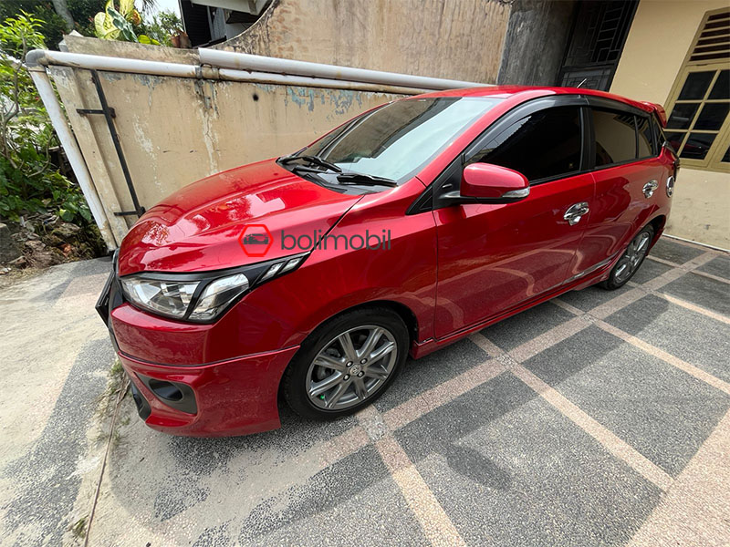 Toyota Toyota Yaris S TRD Sportivo 2016 Matic – Warna Merah – Kondisi Siap Pakai RIAU